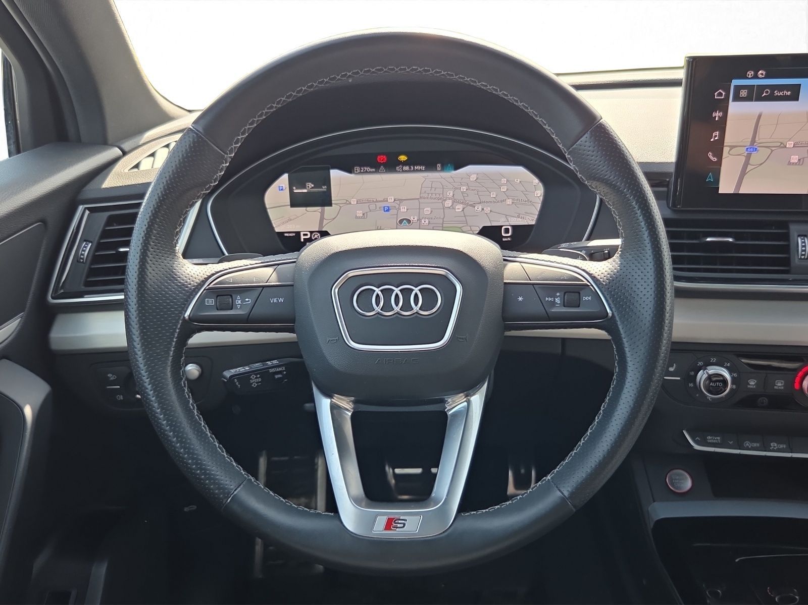 Audi SQ5 - Bild 8