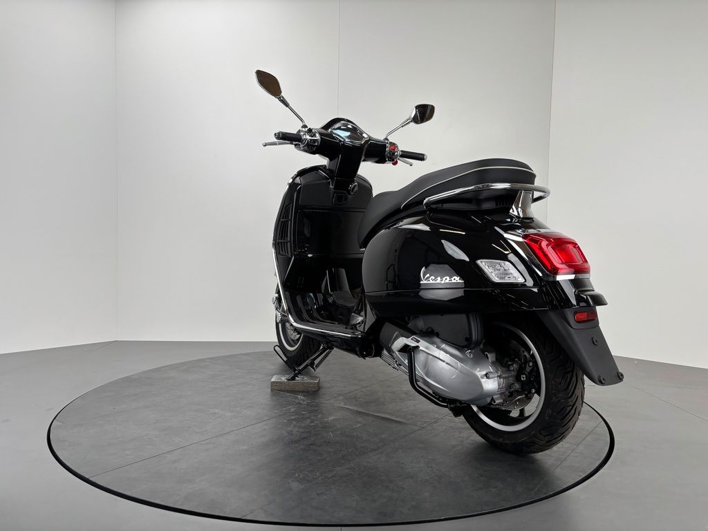 Fahrzeugabbildung Vespa GTS 310 FL SUPER *NEUFAHRZEUG + GARANTIE*