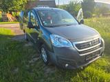 Peugeot Partner L2 / Mini-Camper / Wohnmobilzulassung - Wohnmobil oder -wagen Mini