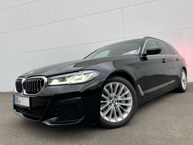 BMW 530 e xDrive Luxury Line*LEDER*HEAD UP*PANORAMA*