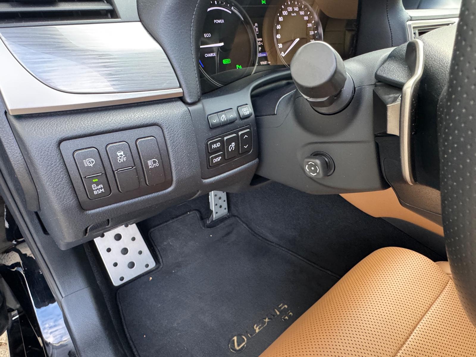 Lexus GS 450h F Sport 345 ch Hybride • Mark Levinson • Toit ouvrant • 4 roues directrices • Sièges ventilés