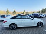 Mercedes-Benz E 220 E Cabrio E 220 CDI BlueEfficie*Leder*Navi - gebrauchte Mercedes-Benz E 220 aus dem Jahr 2011