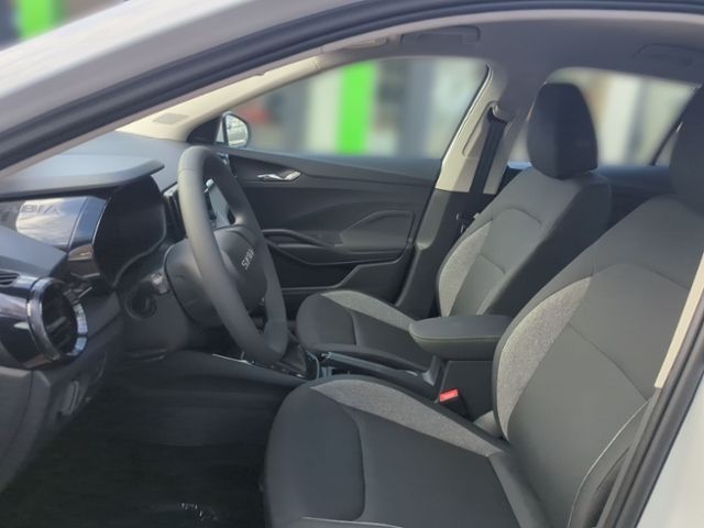 Fahrzeugabbildung SKODA Fabia 1.0 MPI Essence KLIMA SITZHZG PDC