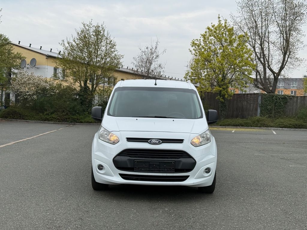 Image of Ford Grand Tourneo