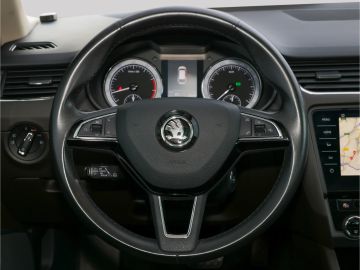 Skoda Octavia Combi L&K 4x4 1.8TSI Navi Kamera Pano AH