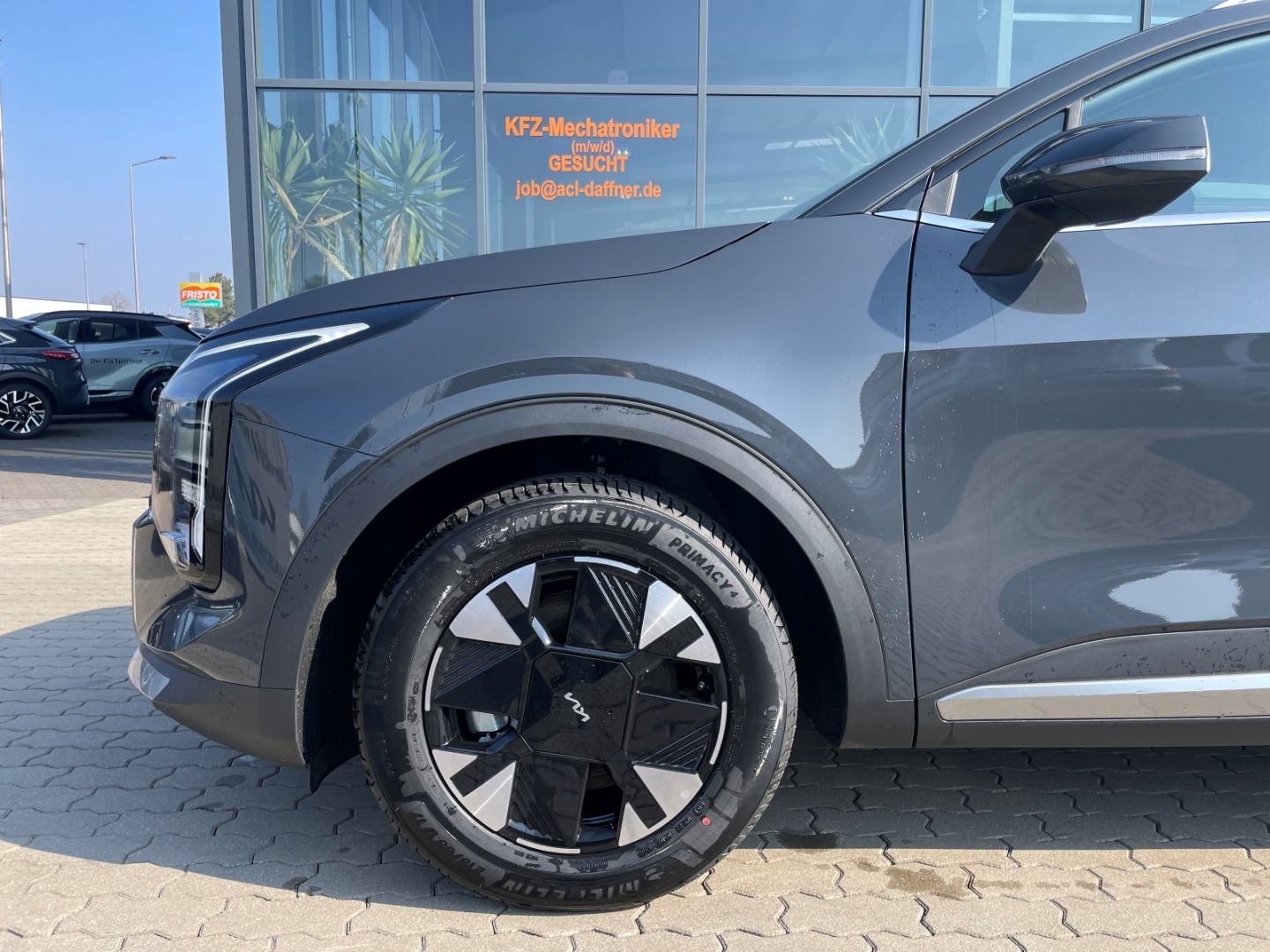 Fahrzeugabbildung Kia Sportage Vision PDC v&h SpurhaltAss Verkehrszeic