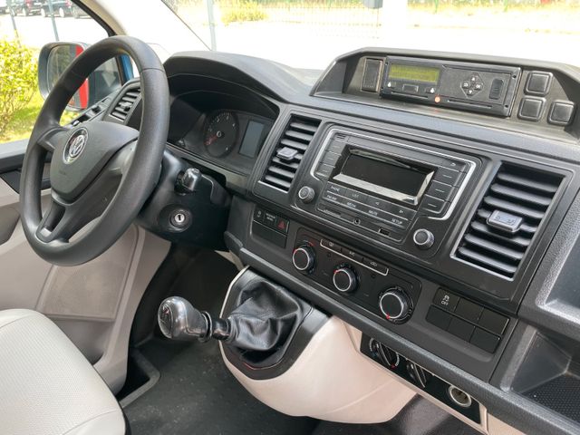 Fahrzeugabbildung Volkswagen T6 Kombi 4Motion 9 Sitzer(Tüv&Insp. neu/AHK)