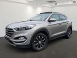 Hyundai Tucson Style 4WD Pano AHK RFK PDC - Hyundai TUCSON: Style