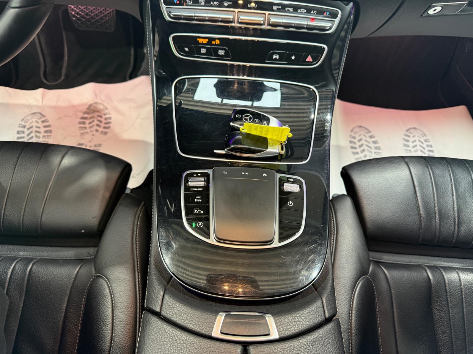 Mercedes-Benz CLS 220 d 1HD/AMG-L/Burmester/R-Kamera