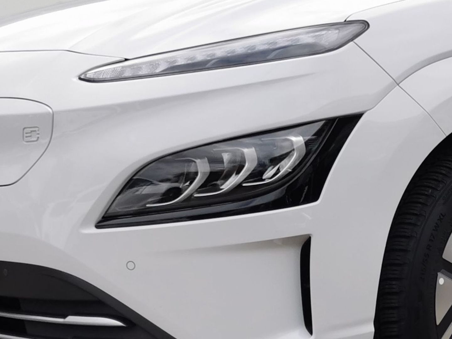 Fahrzeugabbildung Hyundai KONA Elektro PRIME Navi LED HUD el. Sitze Kamera