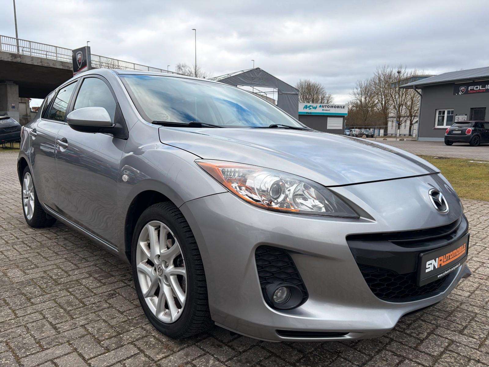 Mazda 3 PDC Navi Frontscheibenheizung