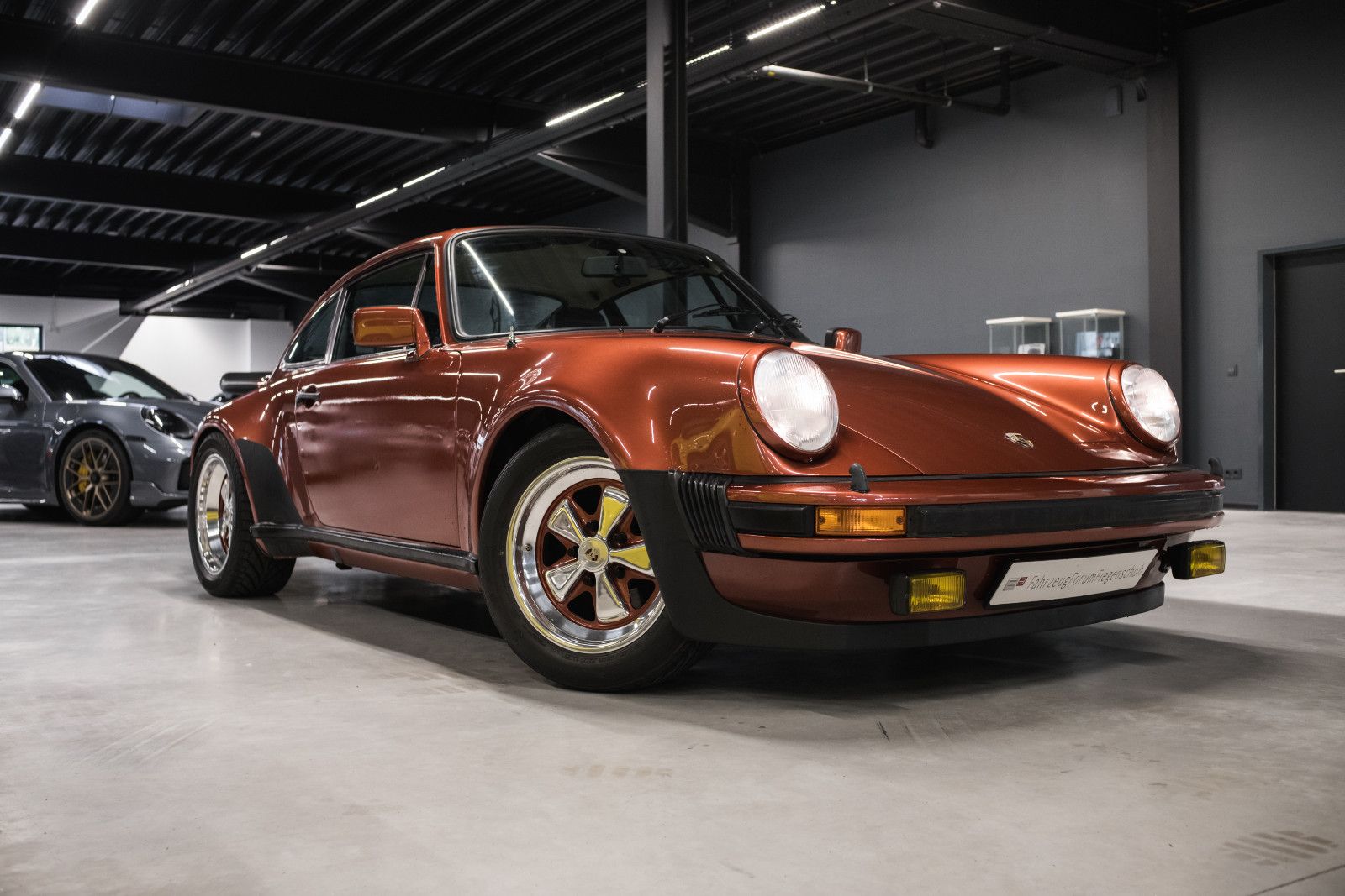 Fahrzeugabbildung Porsche 911/930 Turbo 3.0-guter Zustand-seltene Farbe