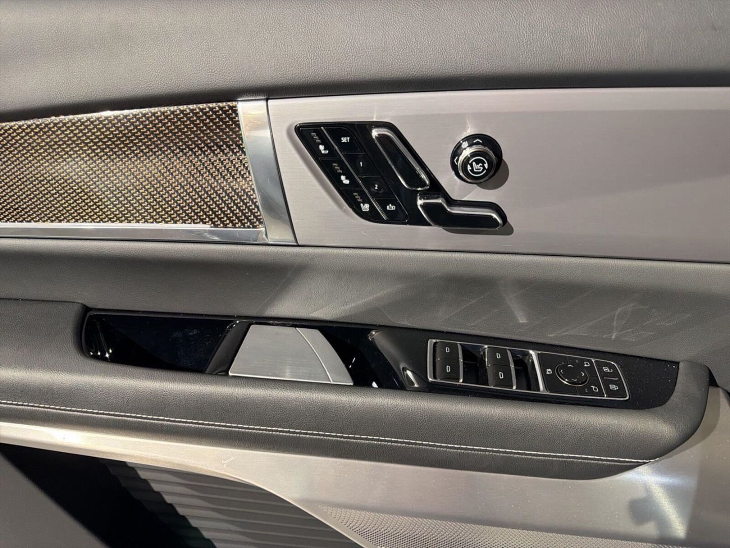 Fahrzeugabbildung Cadillac VISTIQ 452 kW AWD Sport 7-Sitzer