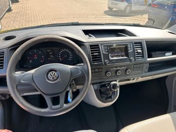Volkswagen T6 Transporter - 6