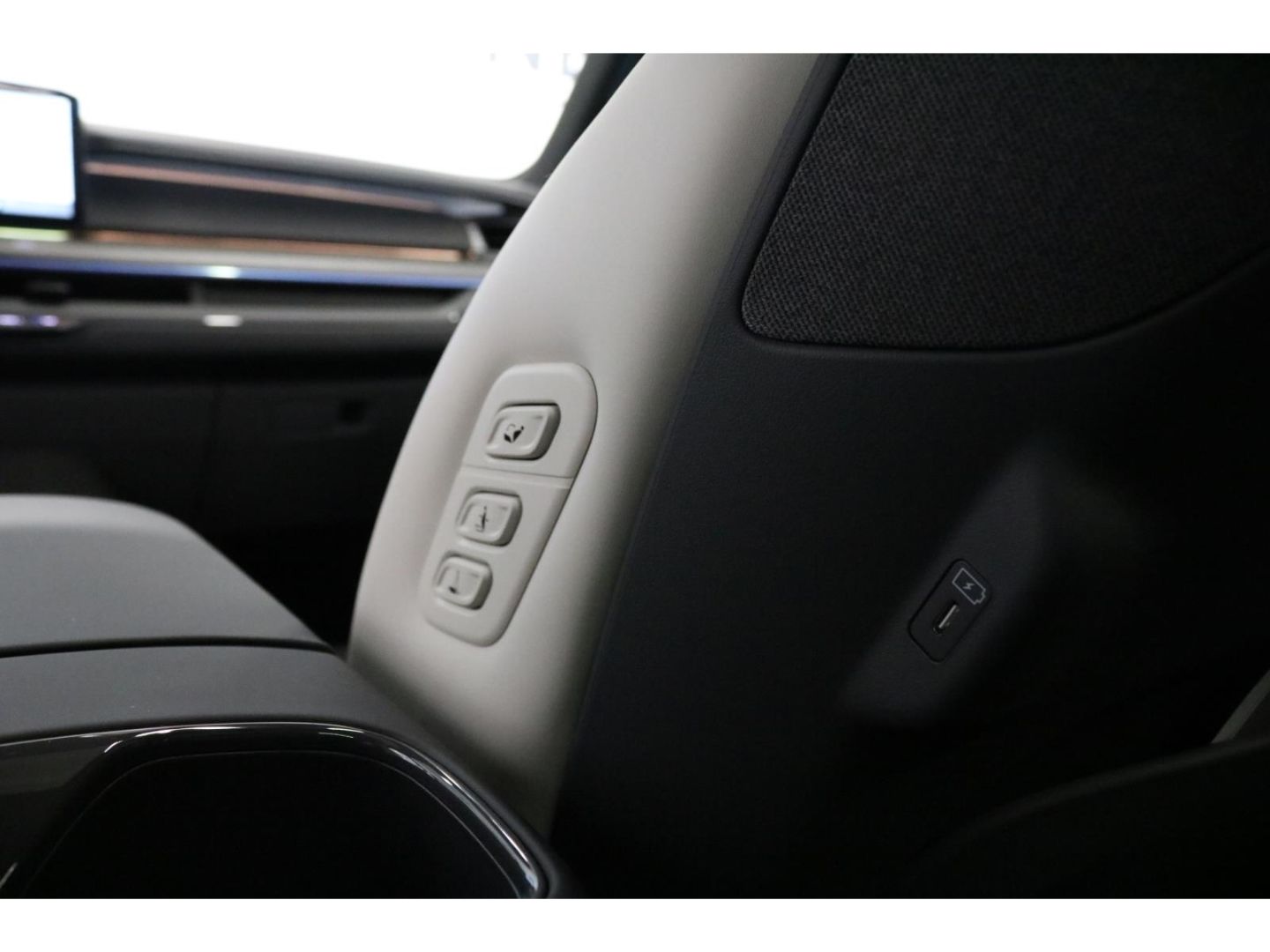 Fahrzeugabbildung Kia EV9 GT-Line AWD Kamera 6-Sitze Panoramadach LED