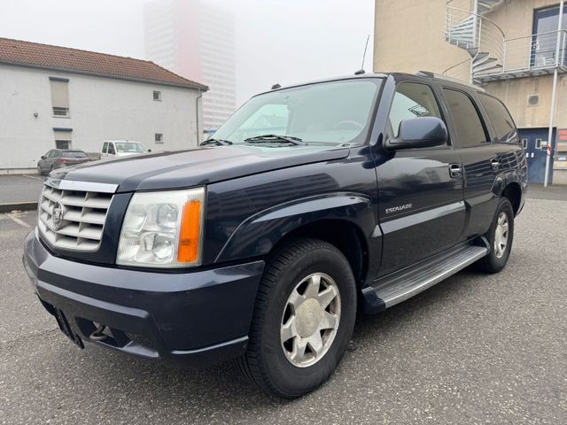 Cadillac Escalade 6.0 V8  7Sitzer Navi Bulgari Xenon 4x4