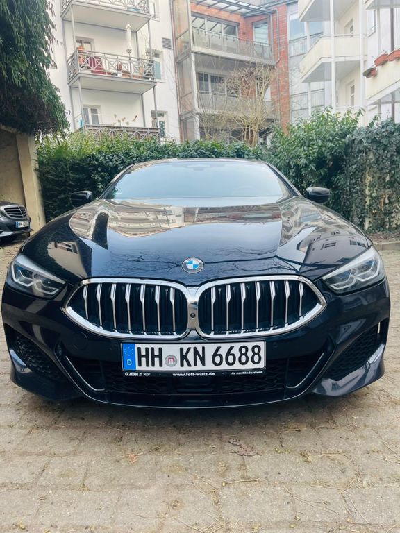BMW 840