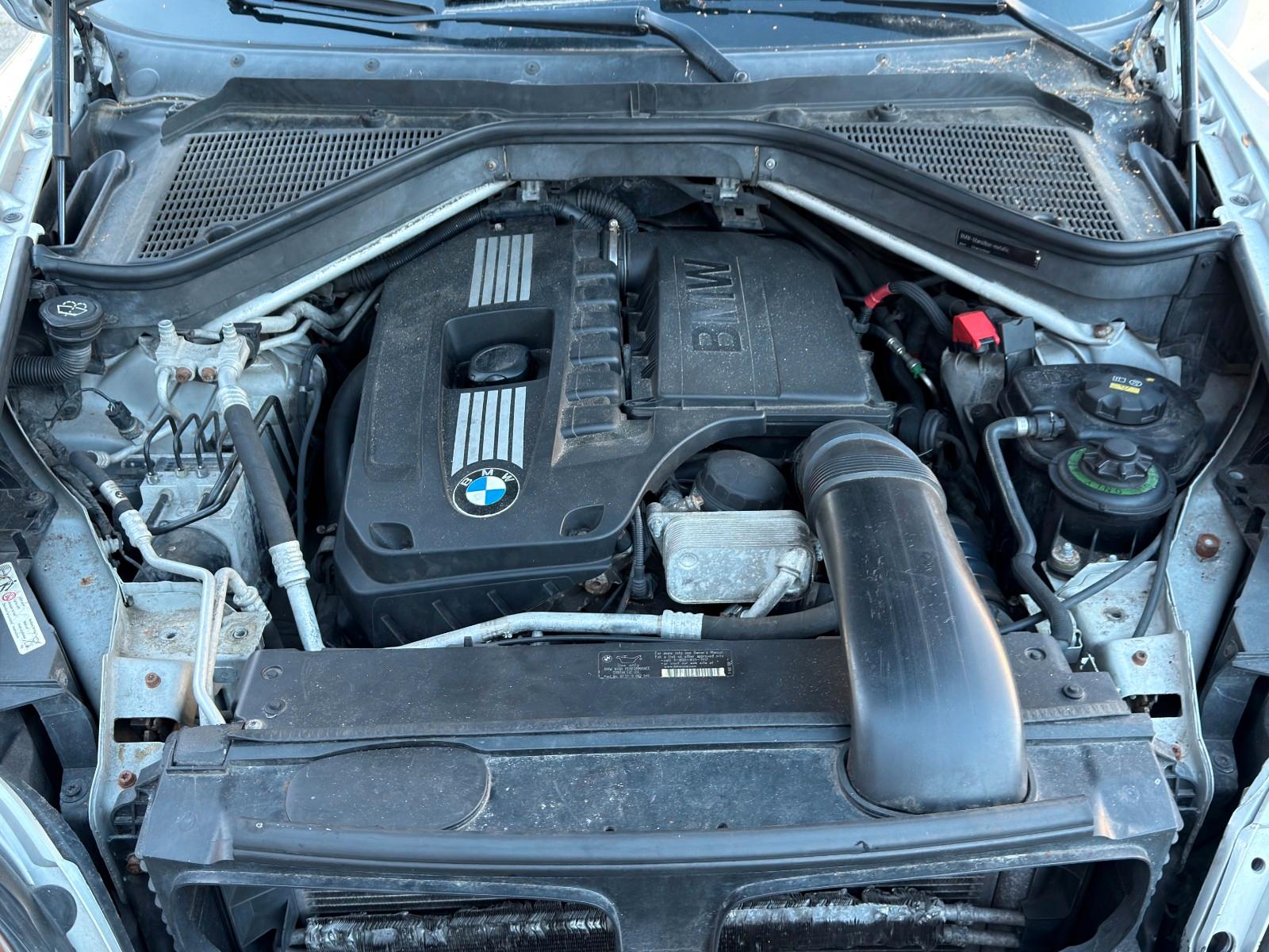 BMW X6 - XDRIVE35I -  306 CV - BVA - VOLANT EN CUIR