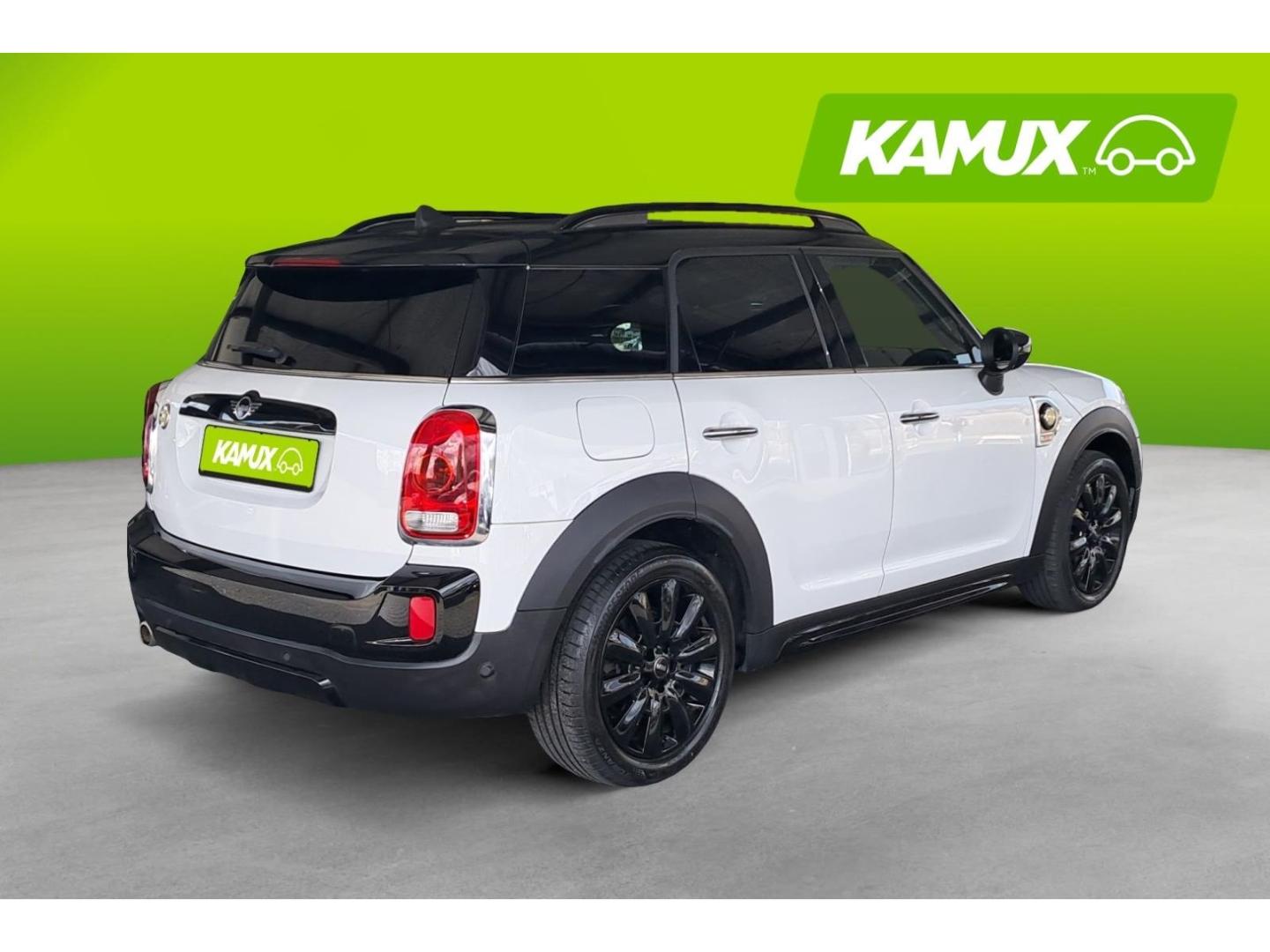 MINI Countryman SE All4 Steptronic+LED+NAVI+PDC+LEDER