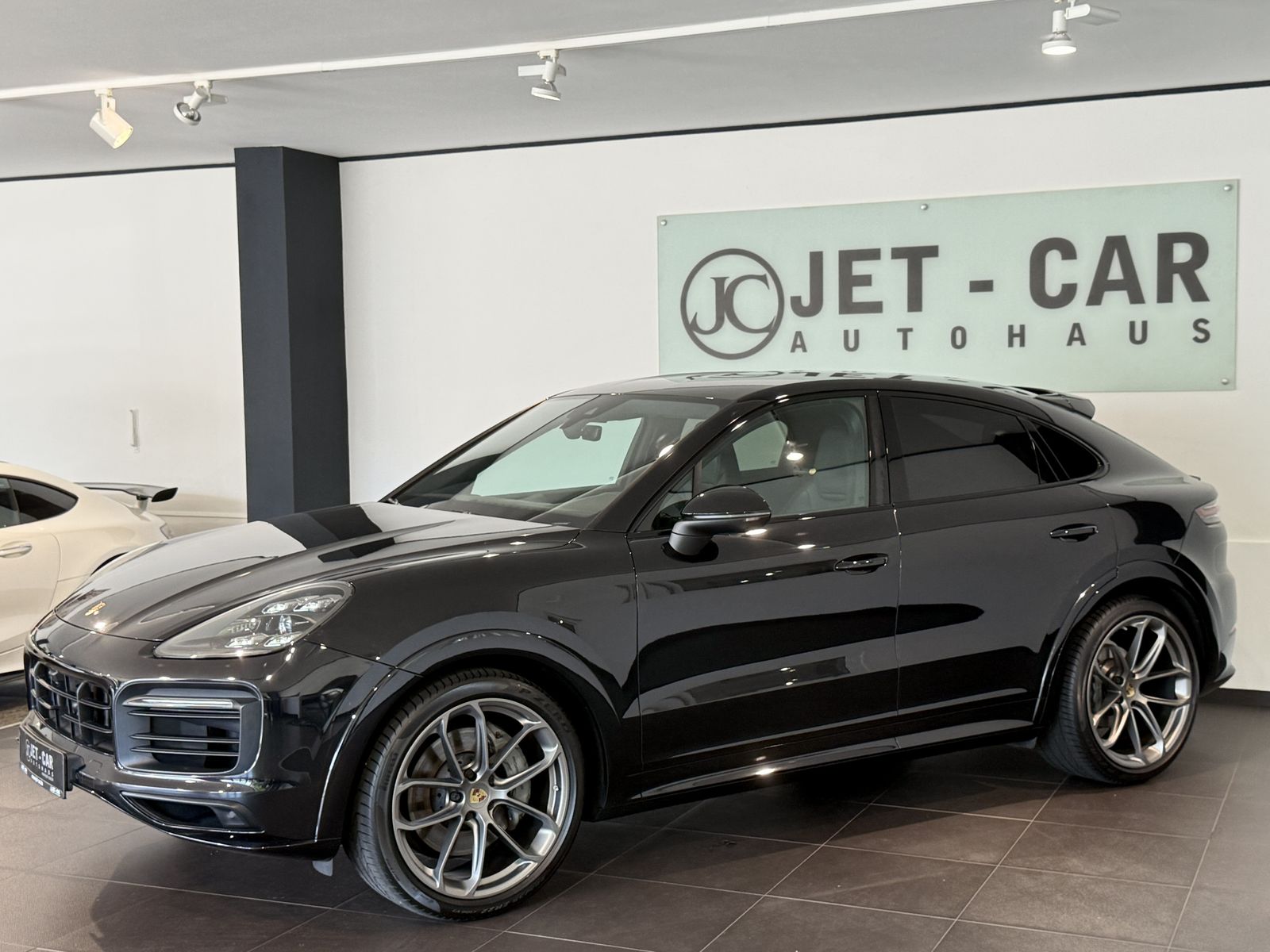 PORSCHE Cayenne S Coupe Leichtbau *Carbon-SAGA-360°-22"*