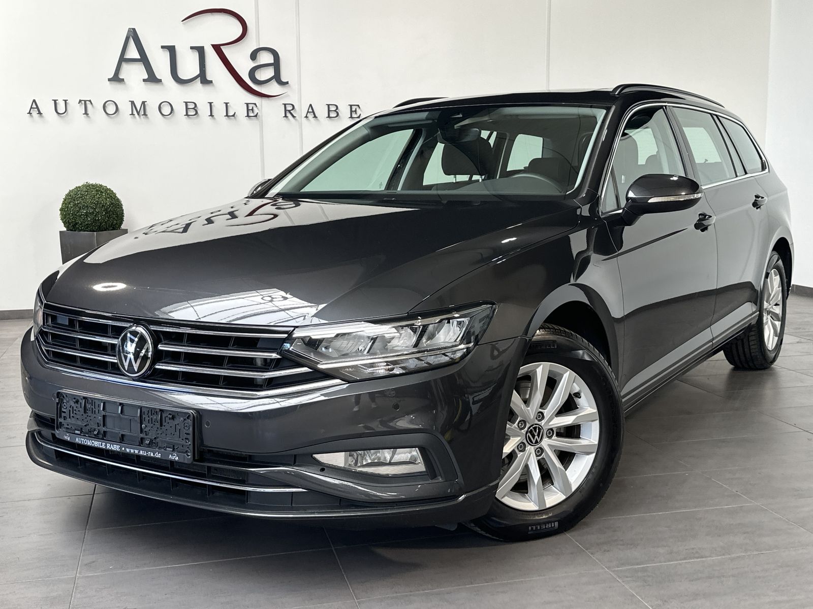 Fahrzeugabbildung Volkswagen Passat Variant 2.0 TDI Business DSG NAV+LED+PANO
