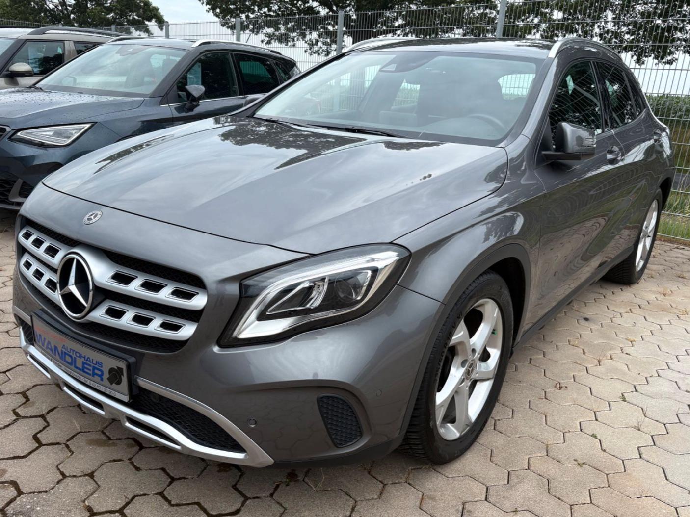 Mercedes-Benz GLA 200 Urban, AHK, Business, LED Performance