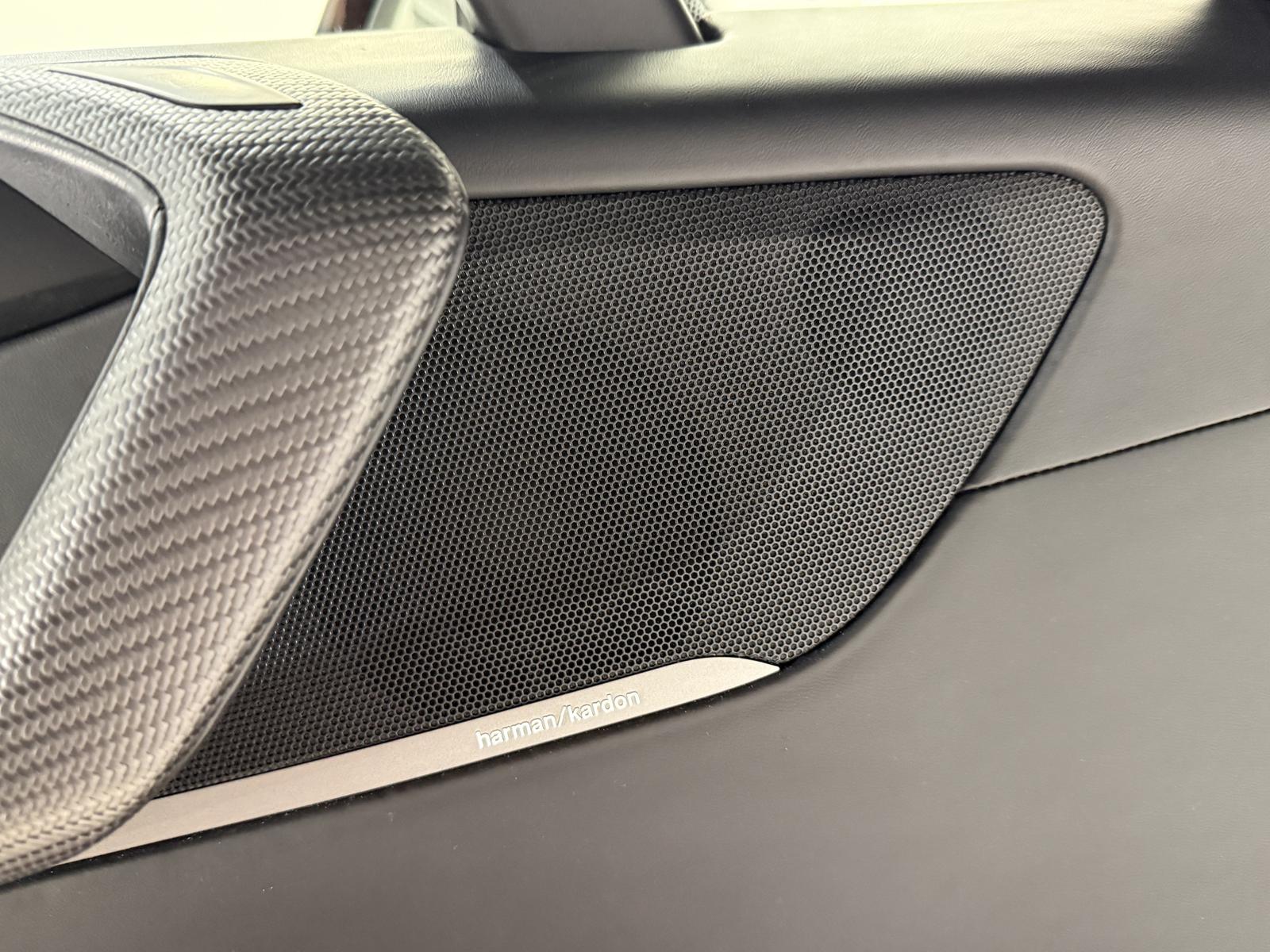 BMW i8 Roadster HUD HK Laser DA WLAN