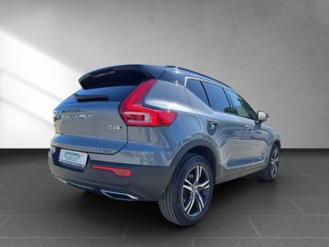 Volvo XC40 D4 AWD R-Design *360*4C*AHK*BLIS*STHZ* NAVI