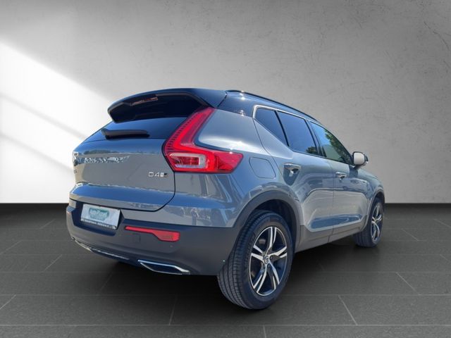 Volvo XC40 D4 AWD R-Design *360*4C*AHK*BLIS*STHZ* NAVI