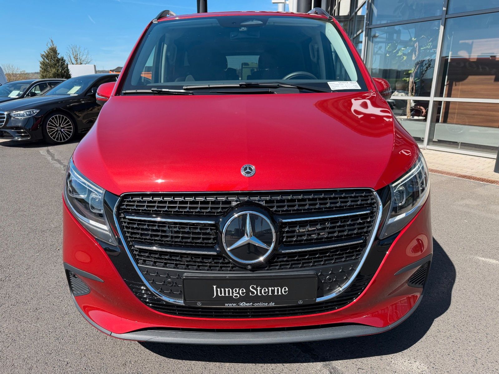 Fahrzeugabbildung Mercedes-Benz V 220 d STYLE DISTRONIC AHK2,5to 360Kamera