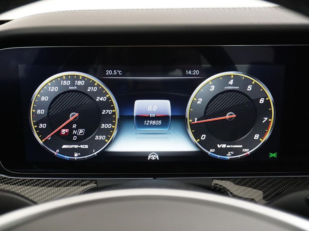 Mercedes-Benz E 63 AMG S 4MATIC+ Händlerwartung panorama dach