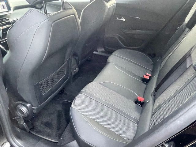 Fahrzeugabbildung Peugeot 2008 GT MHEV 145 e-DSC+Navi+Sitzhzg.+Apple+And