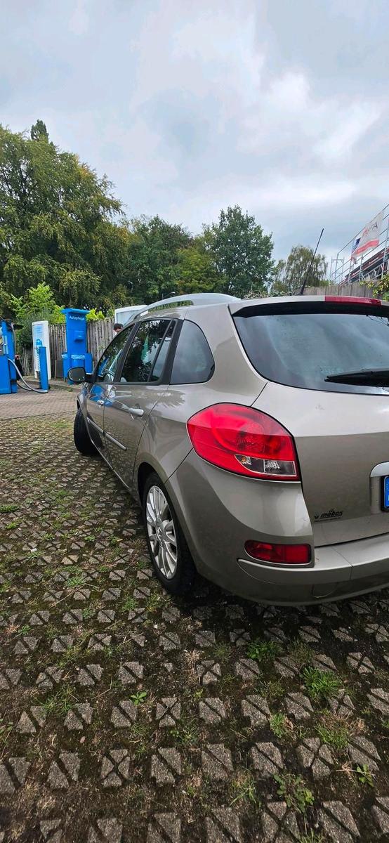 Renault Clio 2010 — photo 6