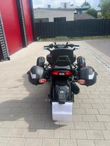 Can-Am Spyder F3- S - CAN-AM TRIKE