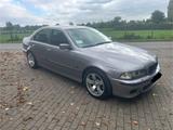 BMW Bmw e39 528i M52* Automatik* Tüv 27 * AHK - BMW 528 in Essen