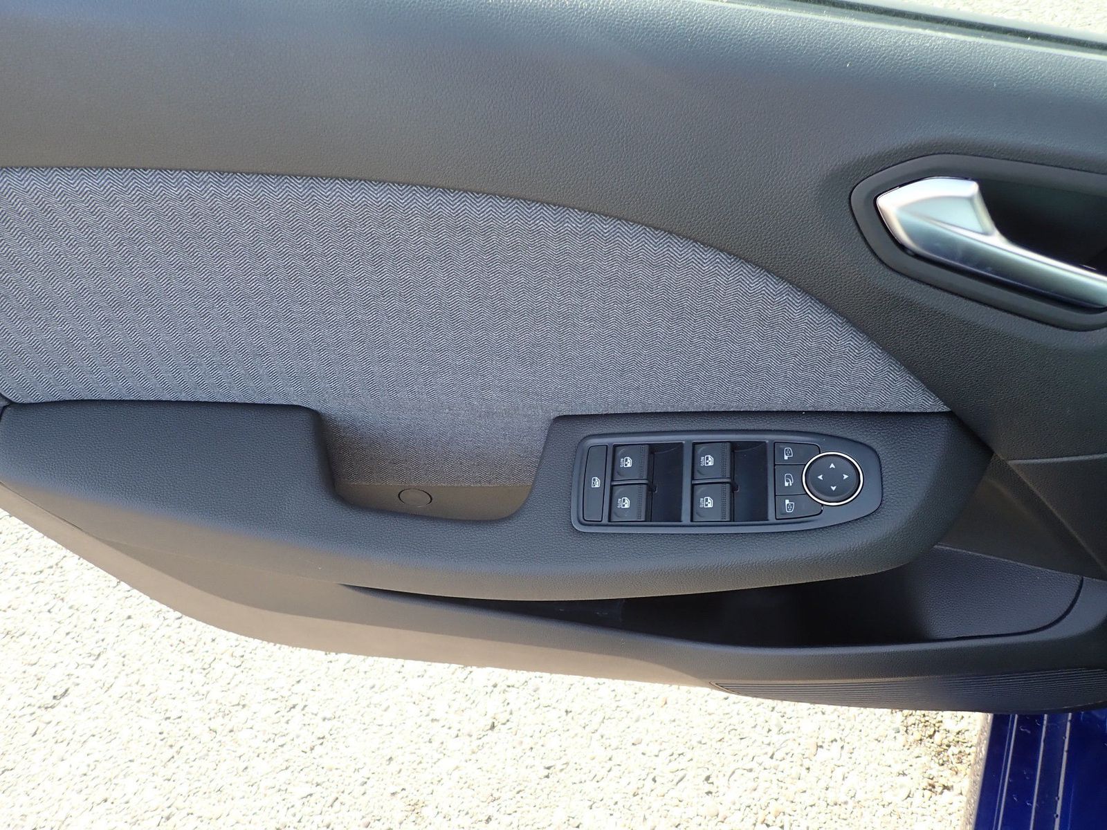 Fahrzeugabbildung Renault Clio KISS TCe 90