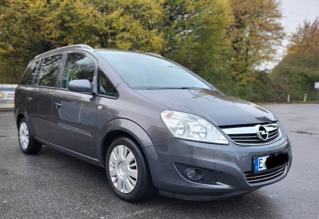 Opel Zafira Benziner 2009