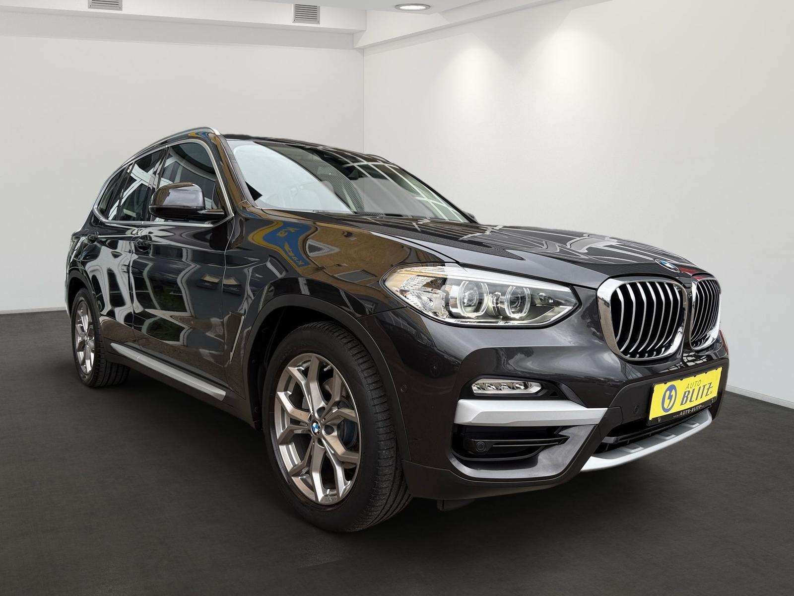 BMW X3 xDrive20i Aut. X Line,Leder,Navi