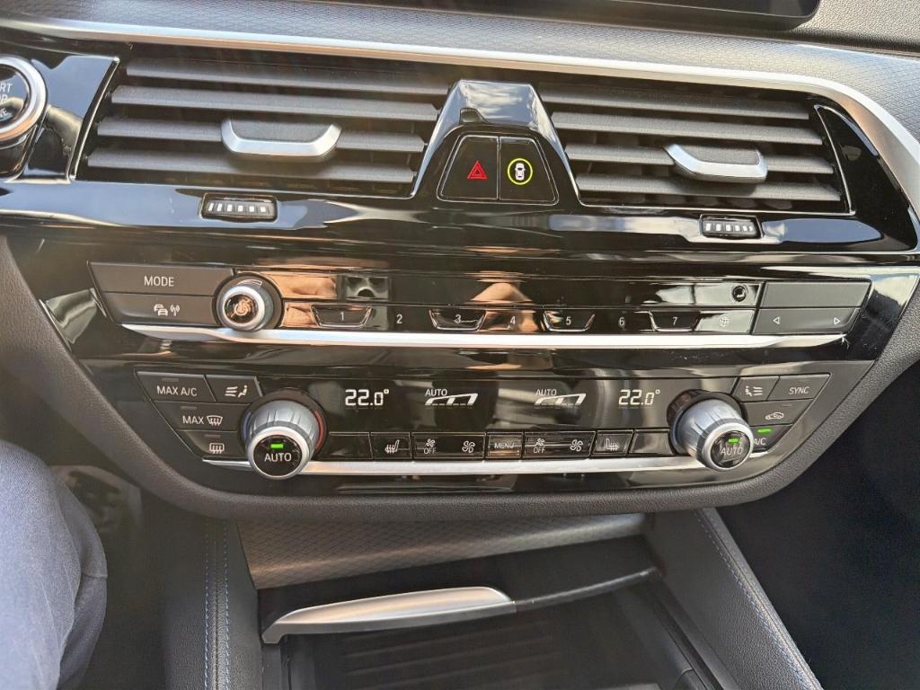BMW 530 d xDrive M Sport Touring M Sport Sportpaket 