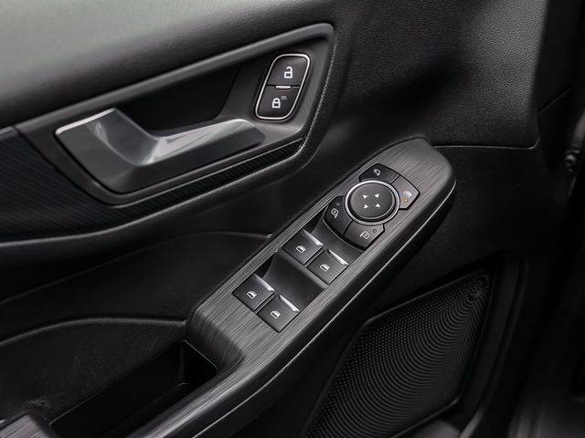 Ford Kuga ST-Line X HUD AHK klappbar Panodach Navi