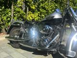 Harley-Davidson 2003er 100th Anniversary Heritage Softtail - MOTORRAD AUS DEM JAHR 2002