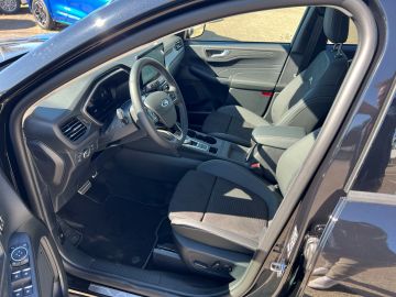 Bild 9 Ford Kuga Active X PHEV HUD AHK-klappbar Navi Leder D