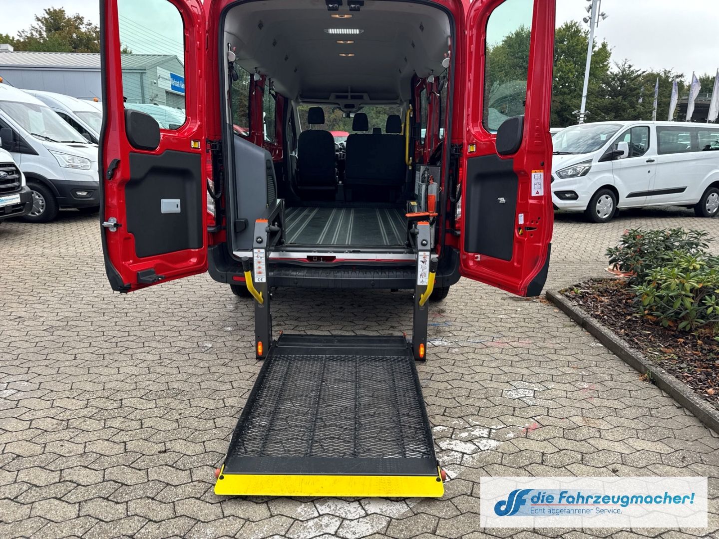 Fahrzeugabbildung Ford Transit Kombi 350 L3 Trend 2.0 TDCi DPF *6173 *K