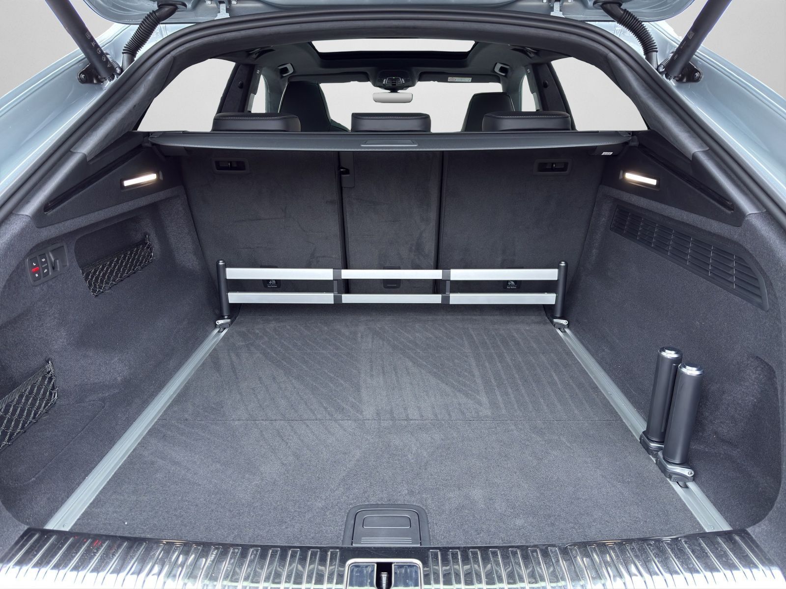 Audi SQ8 - Bild 16