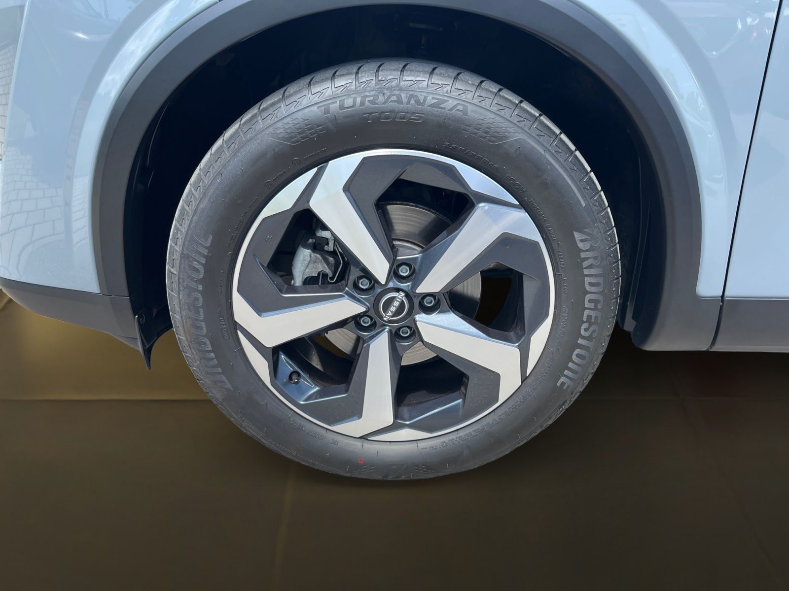 Fahrzeugabbildung Nissan Qashqai 1.3 DIG-T MHEV 6MT - N-Connecta -WP, BP