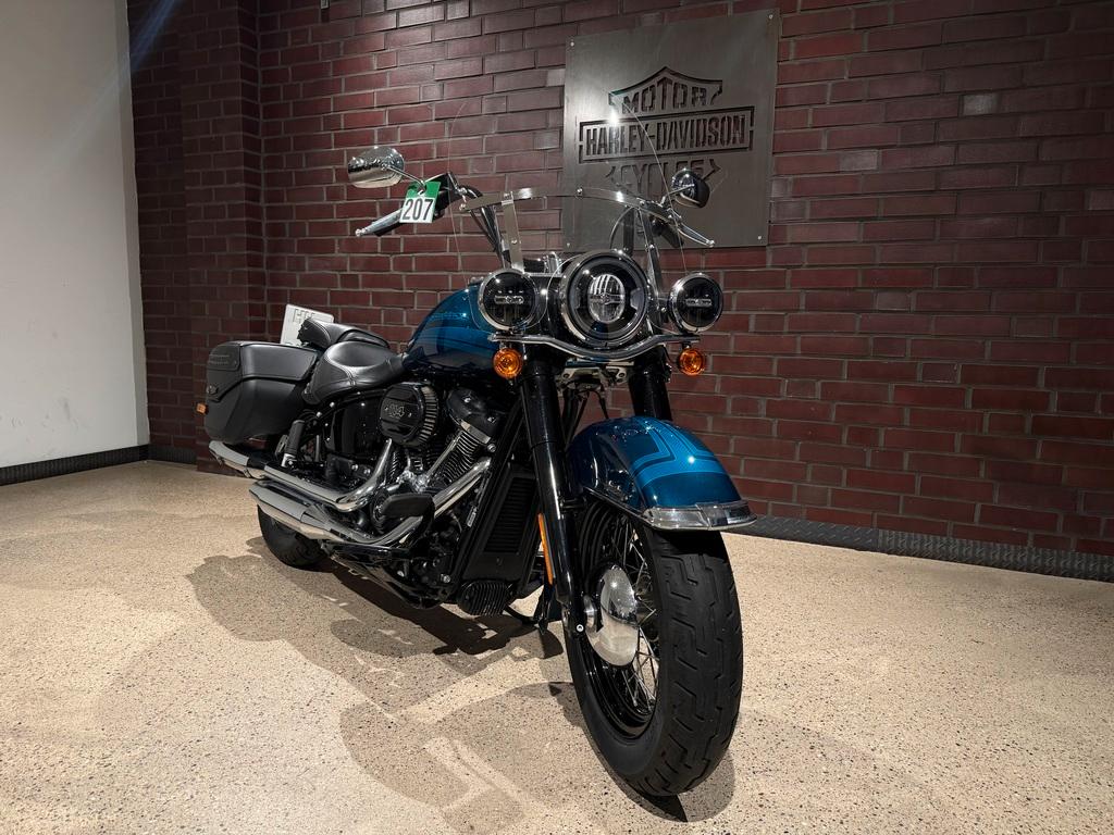 Harley-Davidson FLHCS Heritage Classic ORIGINAL