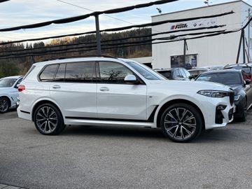 BMW X7 M50i Gestik Laser Soft-Close KUNDENAUFTRAG