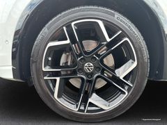 VW Tiguan 2.0 TDI R-Line 4M Matrix Black Ahk Nav 20 VW Tiguan 2.0 TDI R-Line 4M Matrix Black Ahk Nav 20