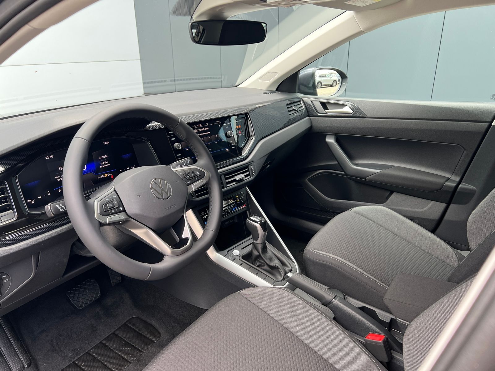 Fahrzeugabbildung Volkswagen Taigo Life 1.0 TSI DSG *IQ.Light, Ready2Discover