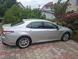 Toyota Camry 2,5-l-VVT-i Hybrid Executive Auto Exec... - Toyota Camry: 2.5